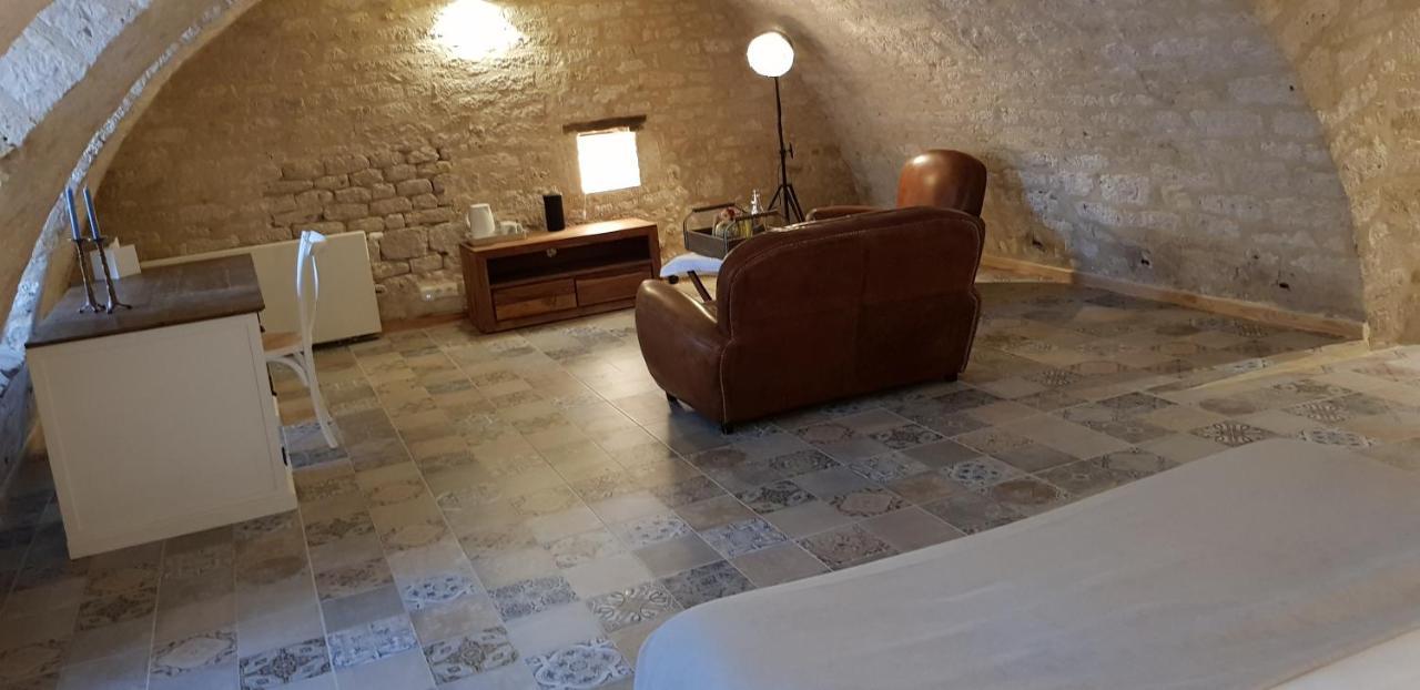 Bed and Breakfast La Cour Saint Louis Castelnau-Montratier Zewnętrze zdjęcie