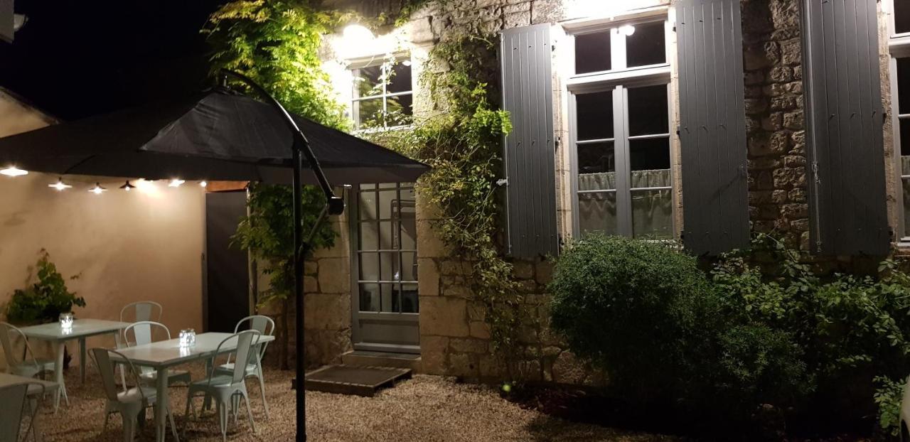 Bed and Breakfast La Cour Saint Louis Castelnau-Montratier Zewnętrze zdjęcie